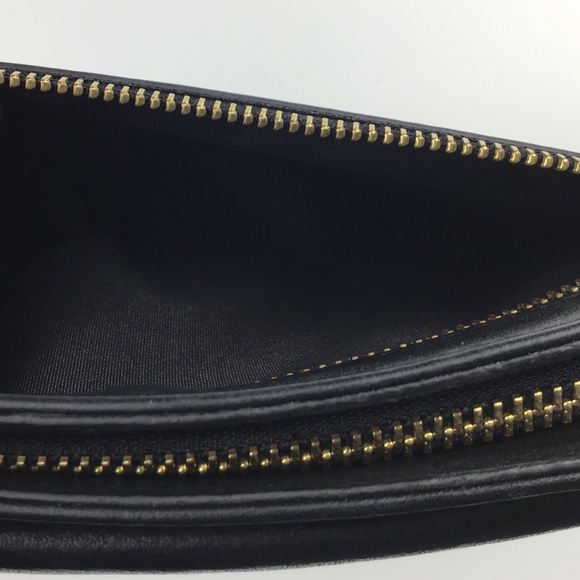 Danier Bag - Picture 8 of 16